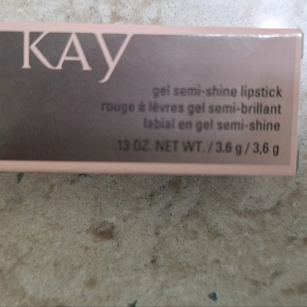 Mary Kay Gel Semi-Shine Lipstick Red Smolder Color NIB Red Long Lasting Lipstick